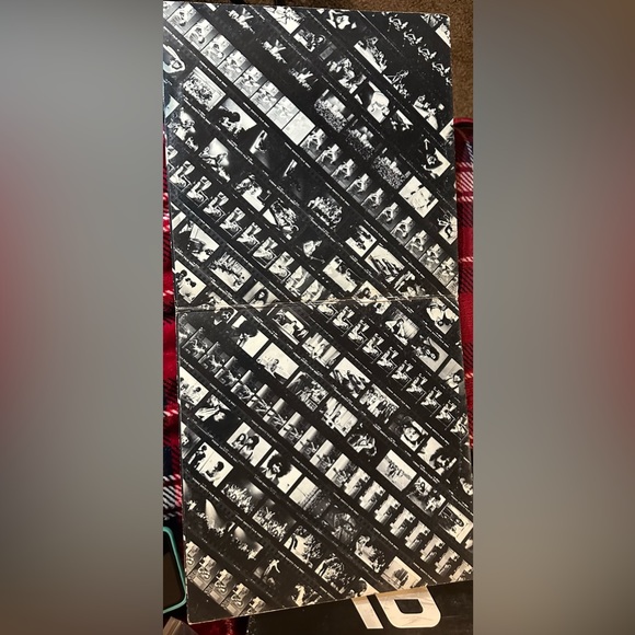 Album - Picture 2 of 4